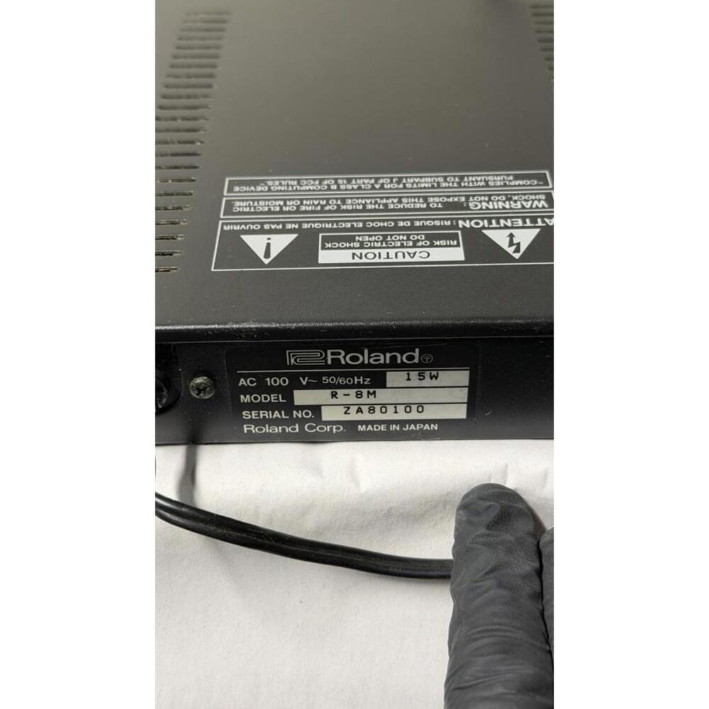 Roland R-8M Total Percussion Sound Module – Japan 100V – Works Great - Picture 16 of 16